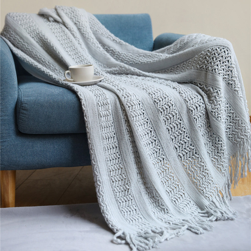 Plaid Nordique Tricoté – Doux & Élégant